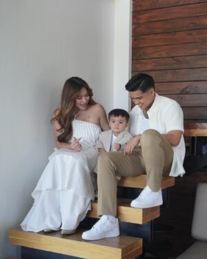 Angeline Quinto Instagram - Family: My heart's home 🫶🏻🧑‍🧑‍🧒‍🧒
Happy Sunday 🙏

📷 @mchlgonzales
🏠 @thecabinresortsph
