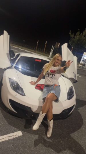 Angelique Kenney Instagram - About last night …

Took this hot 🥵 white baby 🤍 🏎️ 💨 ❤️ for a spin …

1.Surprised one of my girlfriends by picking her up in my favorite #dreamcar, #sportscar a @mclaren 🤫 it was a secret till I showed up 

2. Was invited to an awesome rock ‘n’ roll concert.

3. Enjoyed an amazing #SouthernCalifornia #summernight.

4. Inspired teenagers in a parking lot.

5. Was told I’m in my mid 20s by those teenagers 💕 -blushing here …

6. And they also convinced me to launch my own inspirational channel… 10 years overdue. 

7. VIP treatments and hang out with the band.

8. At some bomb popcorn by a local young entrepreneur.

9. Drove to an awesome winery for the concert where we parked first class right in front.

10. Ran into a #midnightoil #racing sport #carclub.

11. Made amazing memories!

I love #Socal & amazing people. 
Your #vibe attach your tribe 💕 

➖➖➖➖➖➖➖➖➖➖➖➖➖
#Realestate #Realtor #Temecula #SanDiego #SocalHomesForSale #CallGirl #CowboyBoots #Blondie #Surfer #Blondie #Rocknroll #musclecar #racingcar #racingclub #stuntwoman #drive #keys #letsgogirls #exotic #exoticcar #mclaren #frenchgirl
