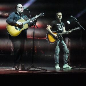 Angelo Kelly Instagram - Munich, Mannheim and Hardenberg were amazing 🥰 This week we’ll be in:
27.04. Köln
28.04. Köln - SOLD OUT!
29.04. Leipzig 

#angelokelly #matthiaskrauss #mixtape #tour