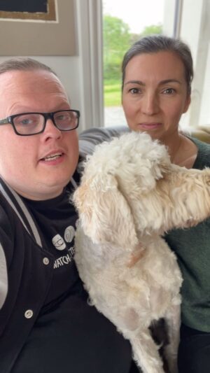 Angelo Kelly Instagram - Heute ist Finale 🕺😲💃
Gabriel und Malika haben in den letzten Monaten so hart trainiert und unglaubliches geleistet. Jetzt stehen sie im Finale und dürfen heute Abend 3 x tanzen. Schaut rein und vergesst bitte nicht, für die Beiden anzurufen. Danke ❤️