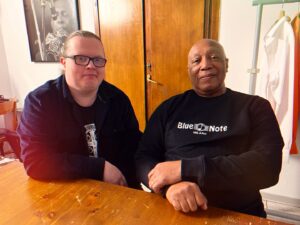 Angelo Kelly Instagram - Happy 80th Birthday to my longtime teacher, mentor and friend Billy Cobham 🎂❤️🎉

#billycobham