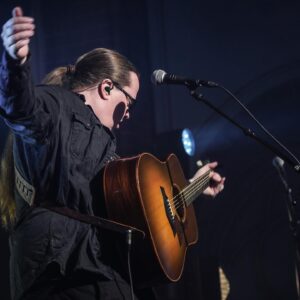 Angelo Kelly Instagram - Das waren ganz tolle Konzerte in Köln und Leipzig 🥰 Jetzt freuen wir uns auf:
05.05. Essen - AUSVERKAUFT!
06.05. Düsseldorf - AUSVERKAUFT!
07.05. Mainz 

Pictures: @aeskimo_sven 
#angelokelly #matthiaskrauss #mixtape #tour #live #köln #leipzig
