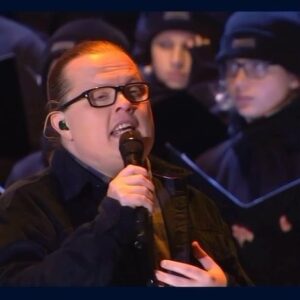 Angelo Kelly Instagram - Vielen lieben Dank für die ganzen Geburtstagsglückwünsche 🥰! Wünsche Euch schöne Weihnachtstage und kommt Alle gut ins neue Jahr! 🎄❤️🎉