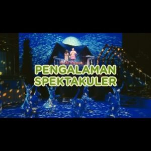 Angga Dwimas Sasongko Instagram - Tadi malam adalah salah satu momen paling membanggakan selama 16 tahun Visinema berdiri. Sebuah produksi panggung musikal pertama akhirnya melakukan pertunjukan pertamanya; @musikalkeluargacemara.

Hati saya penuh, tawa saya pecah, dada rasanya mau meledak sangking bangganya pada begitu banyak talenta dan orang yang berkarya di atas dan di belakang panggung. Ini bukan penampilan bagus. Luar biasa juga sepertinya masih understatement. Karena ruangan teater tadi malam energinya ga bisa diungkap kata - kata. Gedung Ciputra hampir meledak karena begitu banyak cinta dari mereka yang perform. Begitu riuh tepuk tangan dari yang nonton.

Entah mimpi apa saya bisa lihat pertunjukan seperti semalam diproduksi di rumah yang 16 tahun lalu saya bangun cuma buat bikin video klip.

Terima kasih @cristian_imanuell untuk semuanya. That "surprise me", paid off with an infinity value.

Para produser, penulis, kru panggung, musisi, composer, choreographer, pemain, penari dan semua yang bekerja tanpa tersorot lampu; terima kasih. Too much love and talent in one stage, I can say.

Bangga tak terhingga. Semoga Mas Arswendo juga.

@visinemaid @indonesia_kaya @teman.musicals
