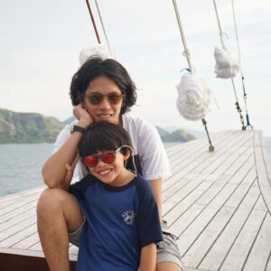 Angga Dwimas Sasongko Instagram - It's your "I love you, Dad" that keeps me going and standing.