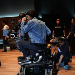 Angga Dwimas Sasongko Instagram - Day 18. Playing with new-but-old gear. After more than a decade, we finally resurrect the mighty @arri ST 35mm with @kodak_shootfilm.

@heartbreakmotelfilm

#Visinema @visinemaid

📸 @trirtn
