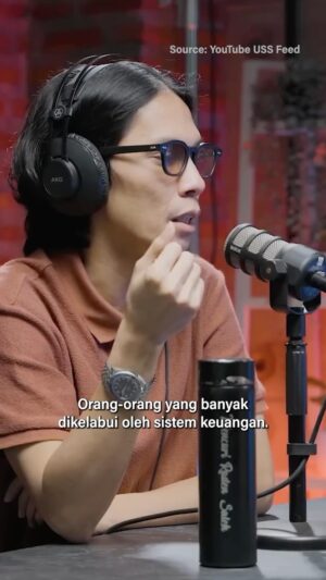Angga Dwimas Sasongko Instagram - Ternyata tokoh Arok bukan sekedar antagonis di film dar-der-dor lho 🤔🎬

Sutradara film 13 Bom di Jakarta, Angga Dwimas Sasongko (@anggasasongko) menjelaskan langsung kisah apa yang menjadi inspirasi di balik tokoh yang dianggap ‘jahat’. 

Jadi siapa yang sebenarnya berada di sisi keadilan? Tonton 13 Bom di Jakarta di bioskoponline.com sekarang!

#13BomdiJakarta
#BioskopOnlineFeatureFilm