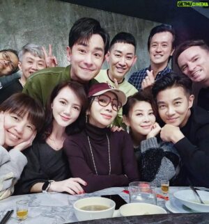 Angus Hsieh Instagram - 謝謝Andrew 的安排，
謝謝美鳳姐特地帶來的手工湯圓！
很溫暖、很自在的元霄夜❤️