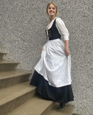 Anita Briem Instagram - I was at a breaking point from stress, so I figured I’d sow myself an Icelandic national costume (logical). I attended a brilliant 10 week course and decided to weave into the very fabric the theme of light and romance ✨

I’m proud of myself for achieving something out of my skill set (glad I didn’t realize how hard it would be before I started) and for creating a lovely little legacy honoring our ancestors for my daughter to have when she’s older. 

Step by step / stitch by stitch… I guess anything is possible ♥️

#birtaogrómantík #nationalcostume