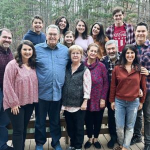 Anita Corsini Instagram - Full bellies and hearts 💕 Happy Thanksgiving Y’all!! 

#redbarnhomes #thanksgiving #family #love