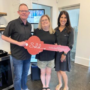 Anita Corsini Instagram - Oh my word what can I even say about these friends?! They are the sweetest and I couldn’t be happier for their new purchase. Now it’s time to till up the garden 🪴 not even kidding 😆

#realestate #sold #newhouse #realestateagent #realestatelife #realestateprofessional #georgiarealestate #soldout❌ #realtestate #themanwhosoldtheworld #realestateusa #househunting #homeownership #realestateinvestors #renovated #homeseller #mortgageadvice #houserenovations #homeinspector