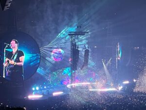 Anita Corsini Instagram - Enjoyed a little Coldplay with a few friends in the ATL tonight! 💞 What an amazing show!