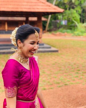 Anjali Raj Instagram - chillin’☀️

MUH: @pink_beauty_world_ 
📸: @uns__mhd_ @shafinrl