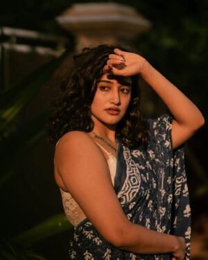 Anjana Jayaprakash Instagram - ✨✨

Photography by @madras_ponnu ❤️