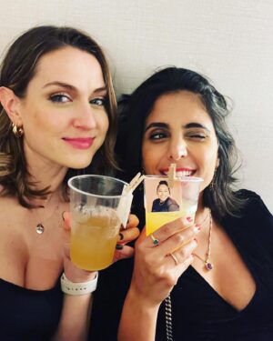 Anjli Mohindra Instagram - Love is a bug, and I miss these drugs! 💚🐞♥️🪲