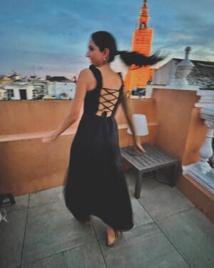Anjli Mohindra Instagram - 66ish hours in Seville 🌞