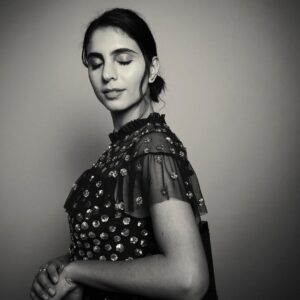 Anjli Mohindra Instagram - I took a moment for @mindcharity.
Take a Moment for Mind is an incredible initiative between @rayburmiston and Mind. 
A virtual exhibition where everyone can upload their own eyes closed selfie and be part of the art, raising funds and awareness for @mindcharity. 
Visit https://takeamoment.uk/ @takeamoment4mind #takeamoment4mind