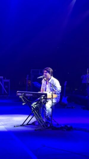 Ankit Tiwari Instagram - Miss You brother @kk_live_now This one is for You “Sang Hoon Tere” ❤️❤️

#ankittiwari #ankittiwarilive #ankittiwarisongs #ankittiwarionline #kk #sanghoontere #live #livemusic #show #performance