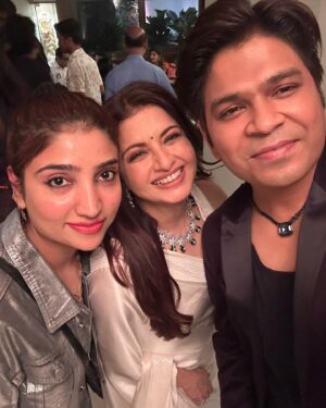 Ankit Tiwari Instagram - May your special day  surrender with happiness, filled with laughter, wrapped with pleasure, brightened with fun, blessed with love , remember with joy,…. And enriched with hopes , HAPPY BIRTHDAY @bhagyashree.online ❤️❤️

#bhagyashree #birthday #beauty #beautiful #pallavi #pallavitiwari #ankittiwari #ankittiwarionline #ankitans