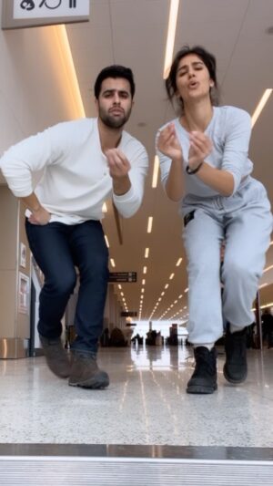 Ankur Rathee Instagram - Flight delayed…”let’s dance”