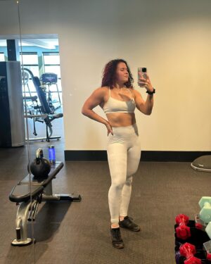 Ann Khozine Instagram - Road to kicking everyone’s f**king ass during mania week!! 🤍 show up & show out or don’t come at all 💪🏼