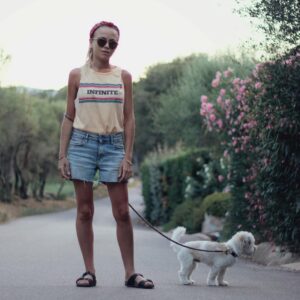 Anna Apter Instagram - Quand je suis avec mon chien de combat venez pas me chercher des noises