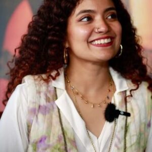 Anna Ben Instagram - Kyra stands for Good Luck ✨
Thank you for all the love ❤️🥹

Kalki Kerala Promotion
@dqswayfarerfilms @vyjayanthimovies 

#BlockbusterKalki2898AD #Prabhas
#AmitabhBachchan #KamalHaasan #DeepikaPadukone #NagAshwin #DishaPatani #SanthoshNarayan 
#Dulquarsalman
#AnnaBen
#VyjayanthiFilms #WayfarerFilms