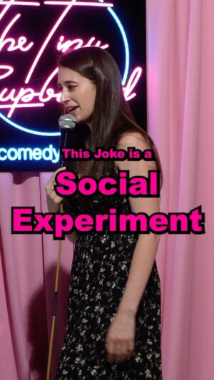 Anna Cain Bianco Instagram - After this he texted for the rest of the set 😌

#comedy #comedyshow