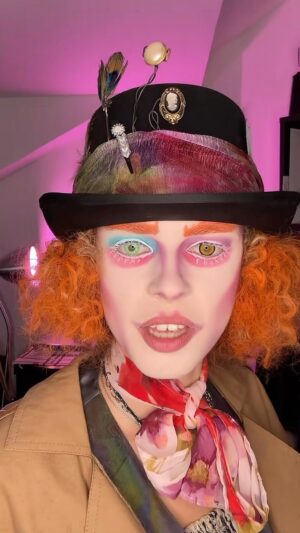 Anna Dvořáková Instagram - … tak za nás je letošní vítěz tady ANNA 🩵
@an.dvr #annadvorakova #annadvorak 
#umeleckezastoupeni #agent #herci2media #art2friends 🎃 #helloween🎃 2023