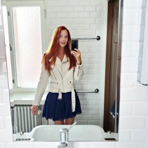 Anna Easteden Instagram - Outfit of the day. 

#ootd #outfitoftheday #päivänasu #actor #actorlife #näyttelijä #malli #model #modellife