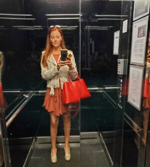 Anna Easteden Instagram - Relax. If the universe wants it to happen, it will. 

#mirrorselfie #elevatorselfie