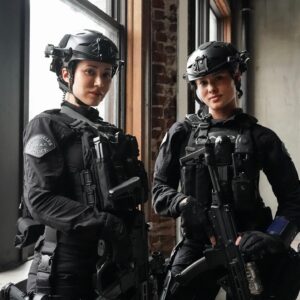 Anna Enger Ritch Instagram - #POWELL and #CABRERA do a high school photo shoot (a series) 📸  Slide #6 for Graduation 👮

See ya tonight! All new S.W.A.T. @cbstv 8p/7c