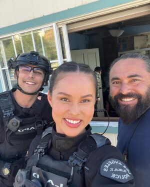 Anna Enger Ritch Instagram - #swatfamselfieday 🤩