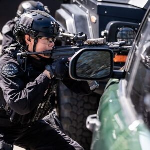 Anna Enger Ritch Instagram - The super talented @iwantithaddaway makes his ✍️ep debut TONIGHT on an ALL NEW S.W.A.T 💥💥 Directed by our own @alexrussell (also amazingly talented) 🎬🎥 This is one you won’t wanna miss 💯. also Alfaro sucks btw