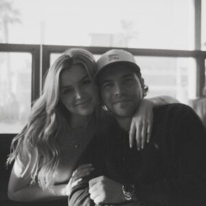 Anna Grace Barlow Instagram - cloud 10 ☁️