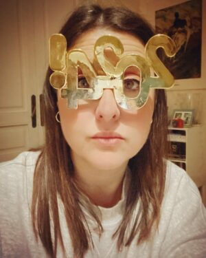 Anna Gras Instagram - Aquí te espero 24 #riseandshine #happynewyear