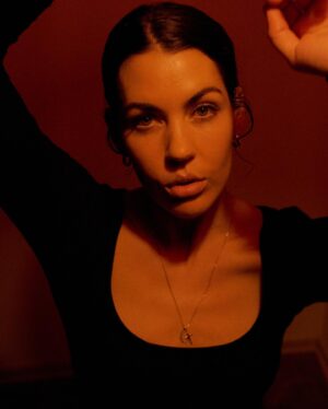 Anna-Lea Mende Instagram - listen to the inner light; it will guide you. listen to the inner peace; it will feed you. listen to the inner love; it will transform you. ☄️

@casual_kilian