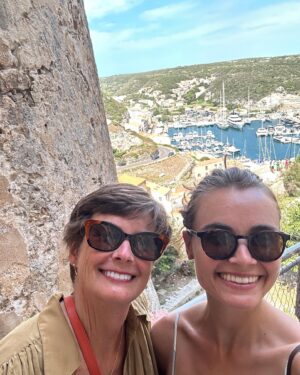 Anna Maiche Instagram - A little mother daughter trip ☀️