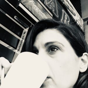 Anna-Maria Papaharalambous Instagram - #saturday #onemorecupoffcoffeforigo #weekend #rainyday but nice #friends make my day!!!!