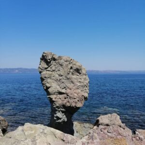 Anna-Maria Papaharalambous Instagram - Τα γλυπτά της φύσης! Εσύ τι βλέπεις; εγώ ενα ομορφο προφίλ... Εσύ;
#naturestart #beauty #letyourmindfree #artisallover #itsuptoyou