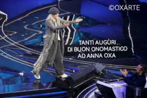 Anna Oxa Instagram - Agurri di Buon Onomastico 
ad Anna Oxa

Tantissimi auguri ad una grande Artista.
È stata scelta questa foto perché pensiamo che per un'artista possa essere  la cosa più bella, quando un'orchesta, dopo la sua esibizione, si alza per applaudirla, oltre all'esplosione del pubblico in sala e dopo 45 anni di carriera...
Milly
#annaoxa #oxarte #annaoxa-oxarteTv