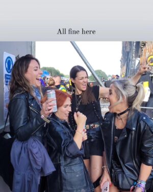Anna Passey Instagram - Ride or dies @ruth.j.hough @kate_telegramme 🖤

Shout out to @downloadfest for a week ruining weekend.

Mega shoutout to top security legend MARK for being a legend.