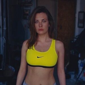 Anna Shepeleva Instagram - Как будто тоже сбила крышку-только взглядом