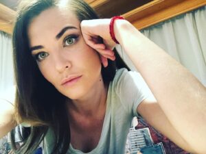 Anna Shepeleva Instagram - А абажур хорошо светил!