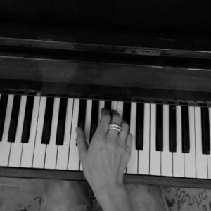 Anna Ternheim Instagram - Back in the writing cave, playing old songs waiting for new ones to come #girllayingdown
