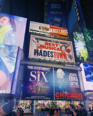 Anna Uzele Instagram - What the poop. #timessquare