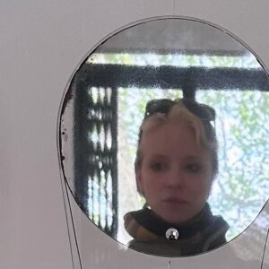Annabelle Dexter-Jones Instagram - Deconomics