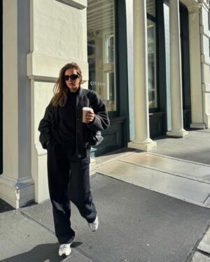 Anndya Simard Instagram - looking good, living better