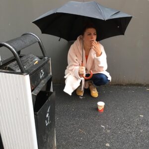 Anne-Elisabeth Blateau Instagram - Comédienne et Décadence 😱🤣#picoftheday #loose #tournage #instaartist #toujourspasenvacances @david_mora_officiel @m6officiel