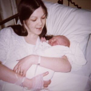Anne Leighton Instagram - Happy Mothers Day to my sweet mama. I’m so very lucky and you are all beautiful things to so many☀️💛🌻 #happymothersday #mothersday #moms #stepmoms #motherearth